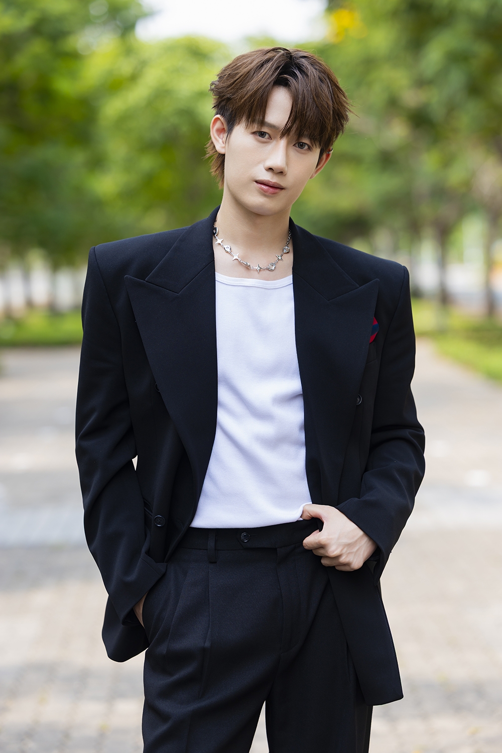 Dinh manh ninh, hoang dung thi anh trai vuot ngan chong gai mua 2 hinh anh 4