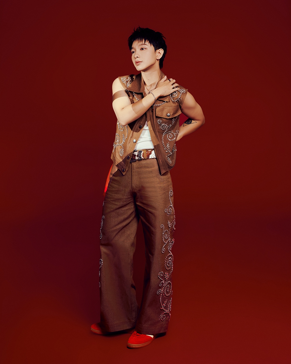 Dinh manh ninh, hoang dung thi anh trai vuot ngan chong gai mua 2 hinh anh 2