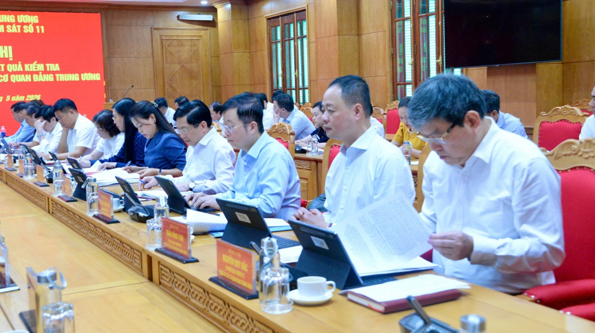 chu tich quoc hoi chu tri hoi nghi kiem tra Dang uy co quan trung uong hinh anh 4