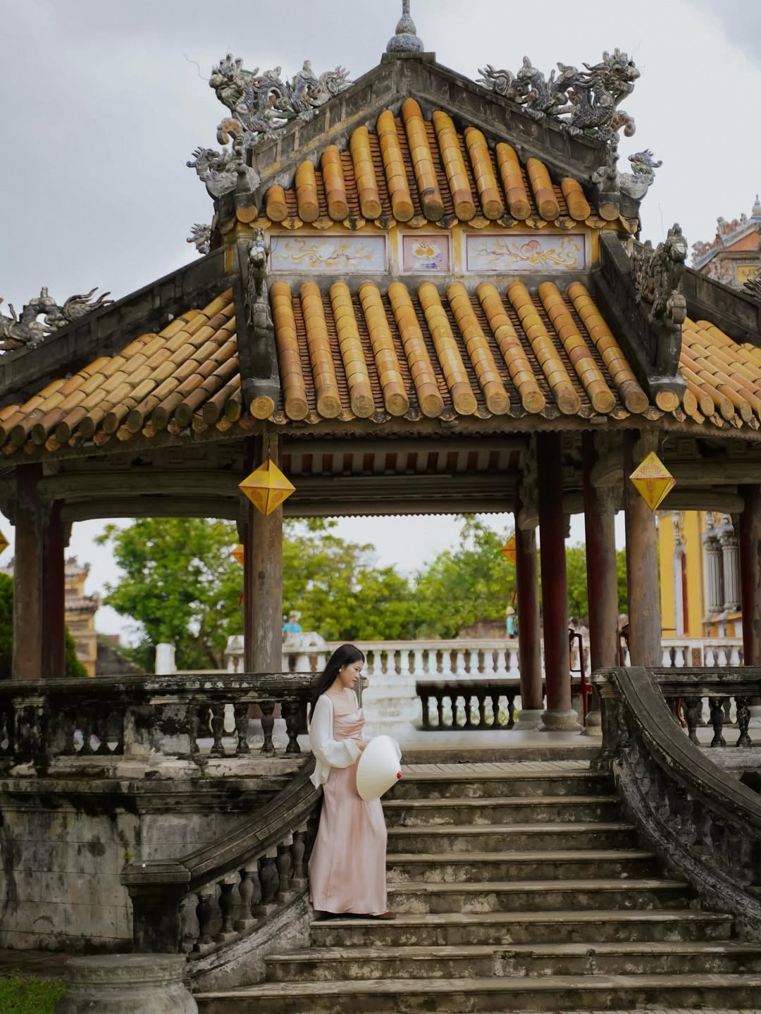 xu huong nguoi tre dam me check-in tai cac di san van hoa, lich su hinh anh 4