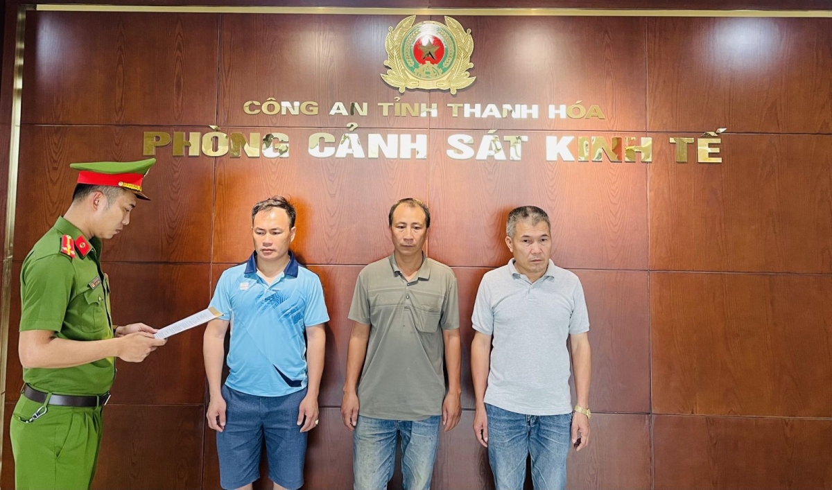 khoi to 3 doi tuong khai thac dat trai phep, thu loi hon 140 trieu dong hinh anh 1