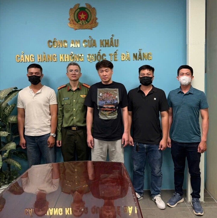 interpol-wanted man from rok arrested in da nang picture 1