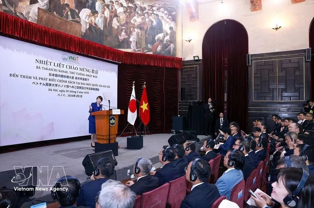 japanese pm delivers keynote policy speech in hanoi picture 2