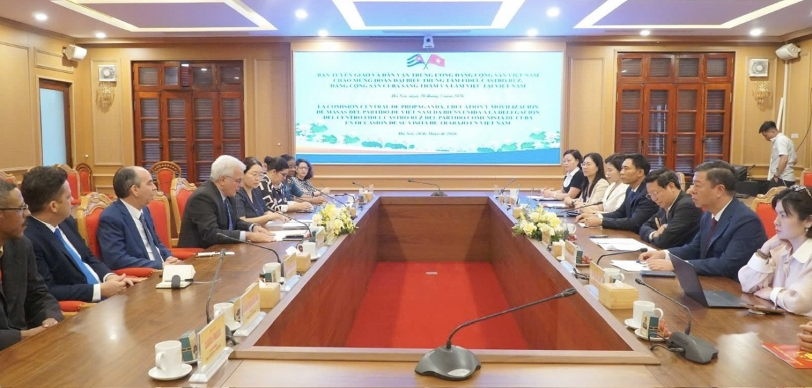 sap xuat ban tuyen tap cac tac pham cua lanh tu cach mang cuba fidel castro ruz hinh anh 1