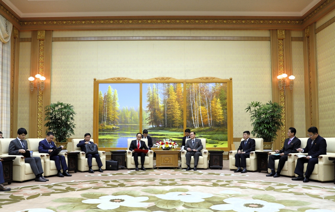 viet nam - trieu tien trao doi bien phap thuc day quan he huu nghi truyen thong hinh anh 1