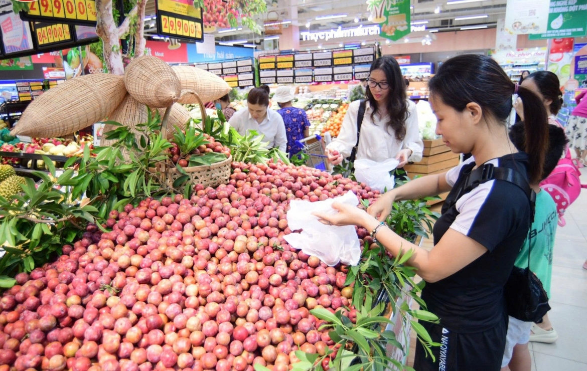 saigon co.op dong hanh tieu thu man hau son la, gia tot hon thi truong den 50 hinh anh 1