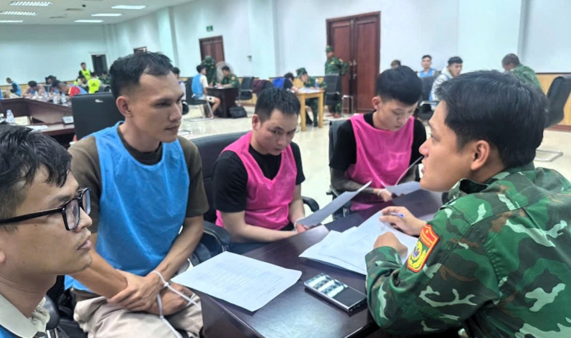 Quảng Trị tiếp nhận 56 công dân nghi đánh bạc, rửa tiền tại Lào