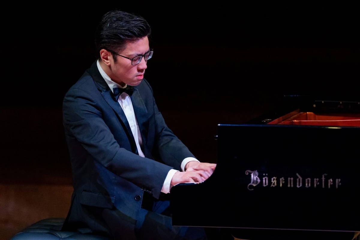 vietnamese pianist to give solo performance of liszt s full transcendental Etudes in hanoi picture 1