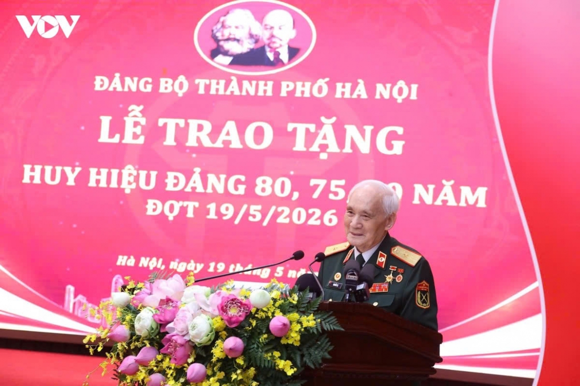 top leader calls for greater responsibility, moral leadership among party members picture 3