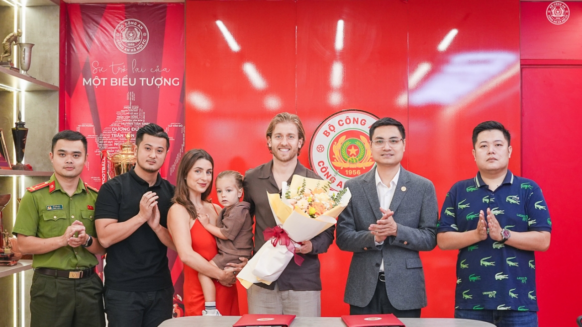 vo dich v-league som, cahn cung co luc luong huong toi cup chau A hinh anh 1