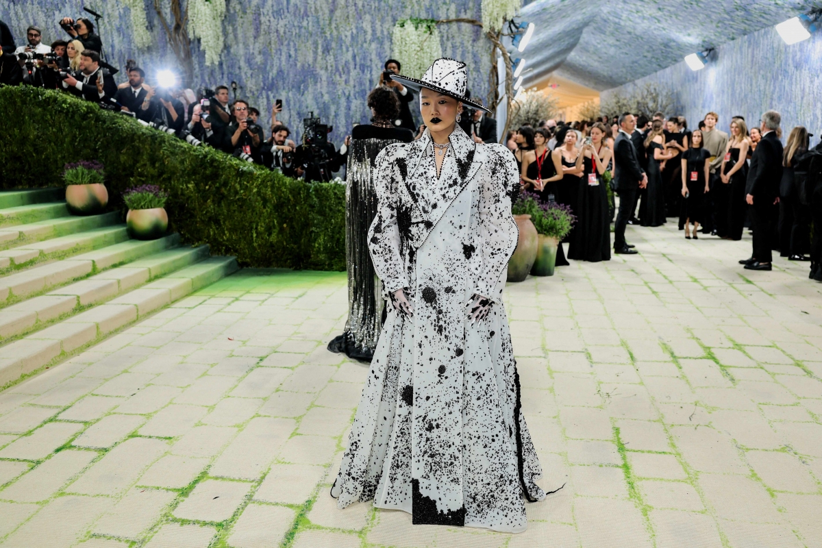 met gala 2026 khi tham do thanh dien dan quyen luc cua thoi trang va nghe thuat hinh anh 8