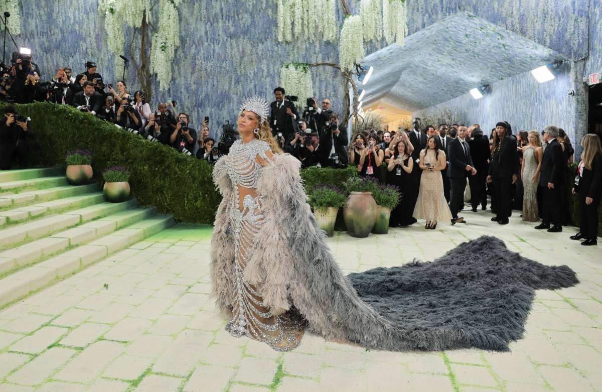 met gala 2026 khi tham do thanh dien dan quyen luc cua thoi trang va nghe thuat hinh anh 6