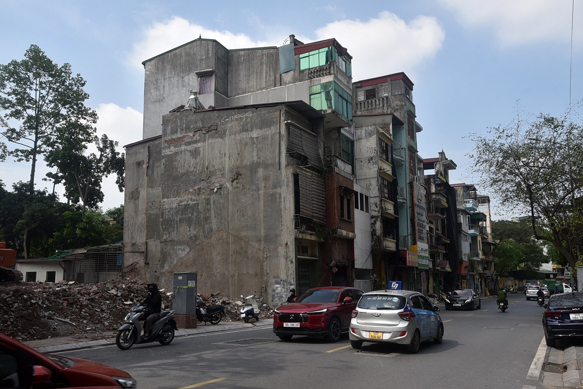 37 ho dan thuy khue roi nha, ban giao mat bang thi cong ga ngam, tuyen metro so 2 hinh anh 4