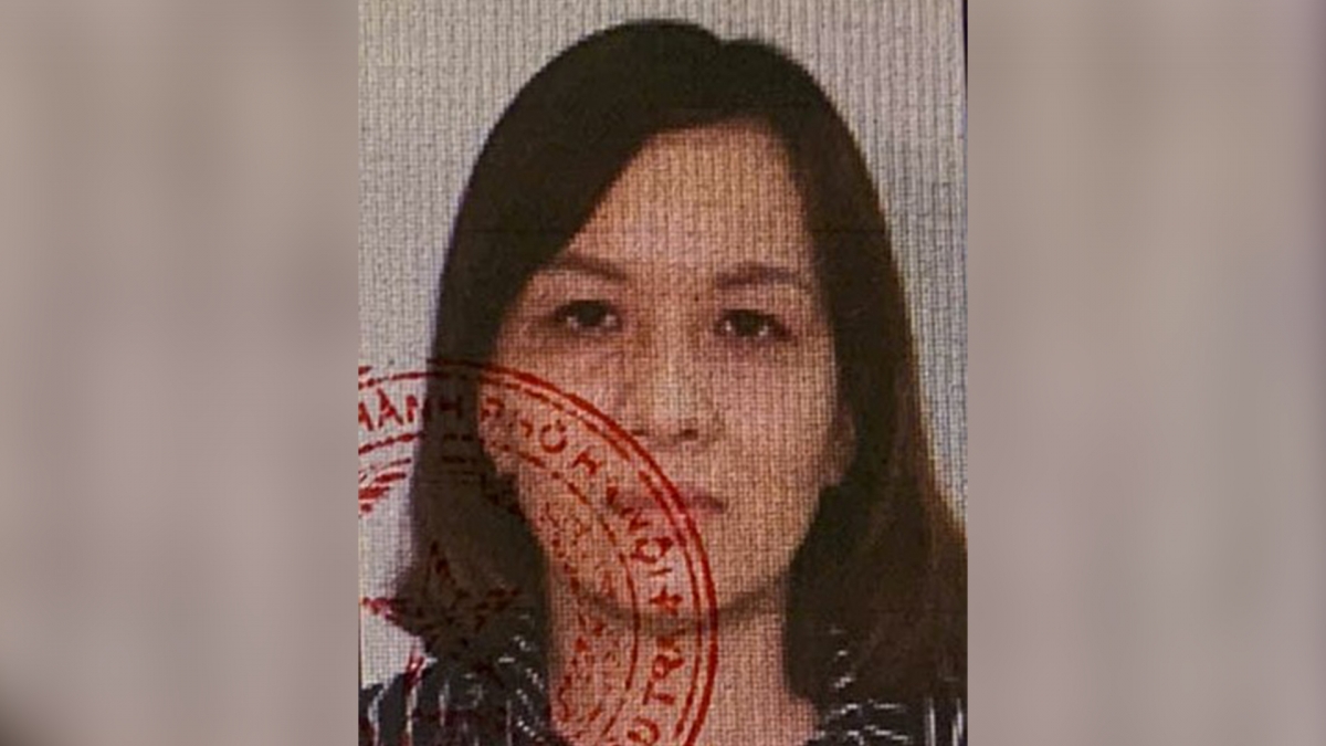 cong an ha noi truy tim mot nam, mot nu lien quan an hinh su hinh anh 2