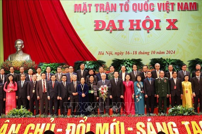 mat tran to quoc viet nam qua cac ky dai hoi hinh anh 10