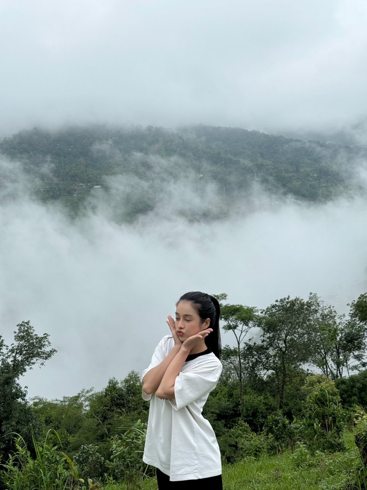 sao viet 15-5 ky duyen va thien An dang anh tinh cam, netizen day thuyen ran ran hinh anh 12