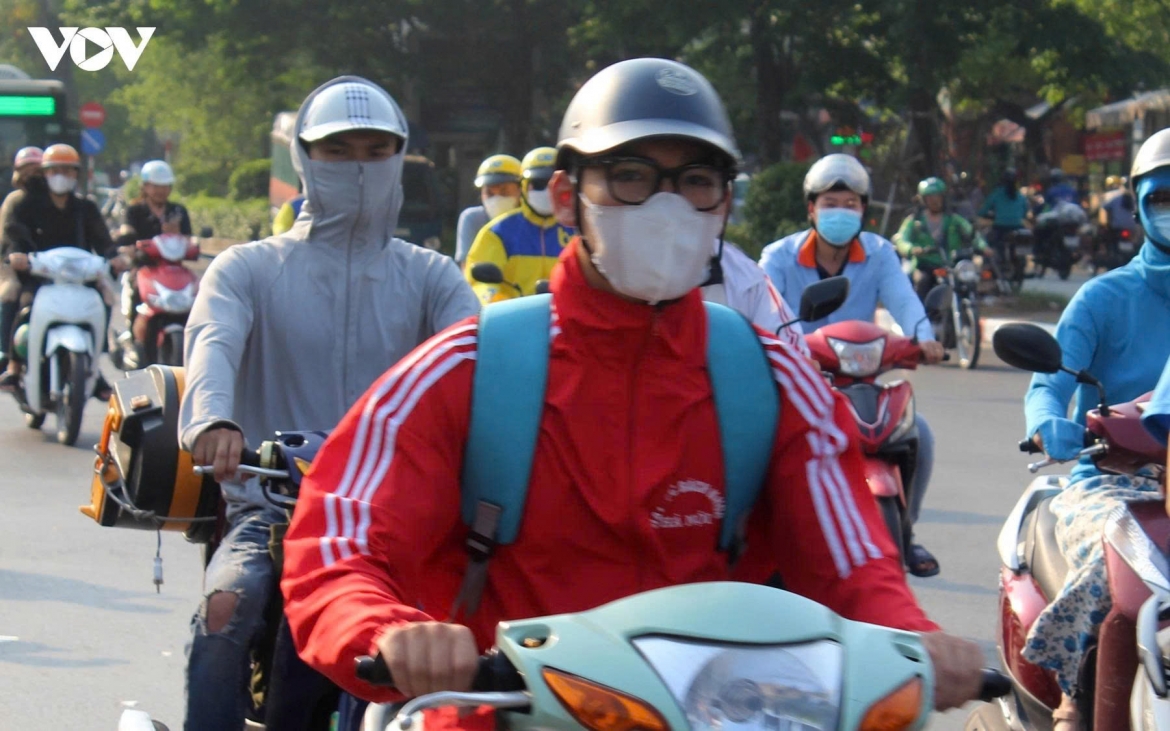 thoi tiet ngay 14 5 ha noi va bac bo nang nong 37 do c, chieu toi co mua dong hinh anh 1