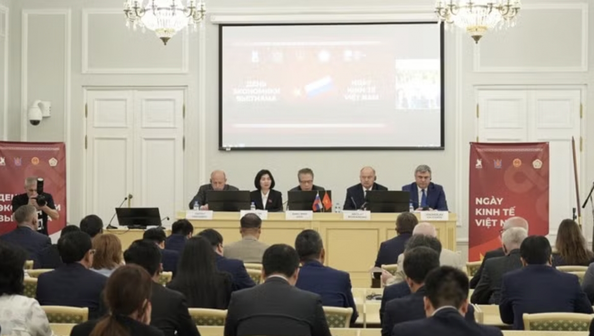 ket noi doanh nghiep, tri thuc tai ngay kinh te viet nam o st. petersburg, nga hinh anh 1