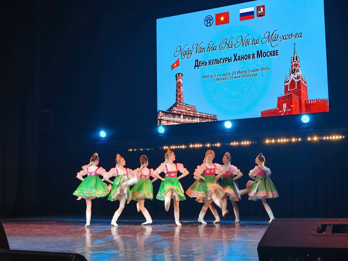 ha noi gioi thieu tinh hoa van hien thang long tai matxcova, nga hinh anh 1