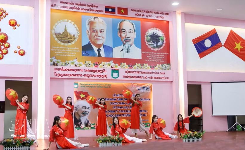 bilingual school promotes president ho chi minh s moral example among youth picture 1