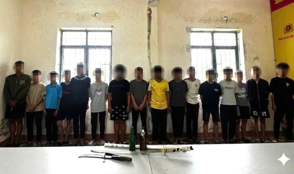 hai nhom hoc sinh mang vu khi giai quyet mau thuan da duoc ngan chan kip thoi hinh anh 1