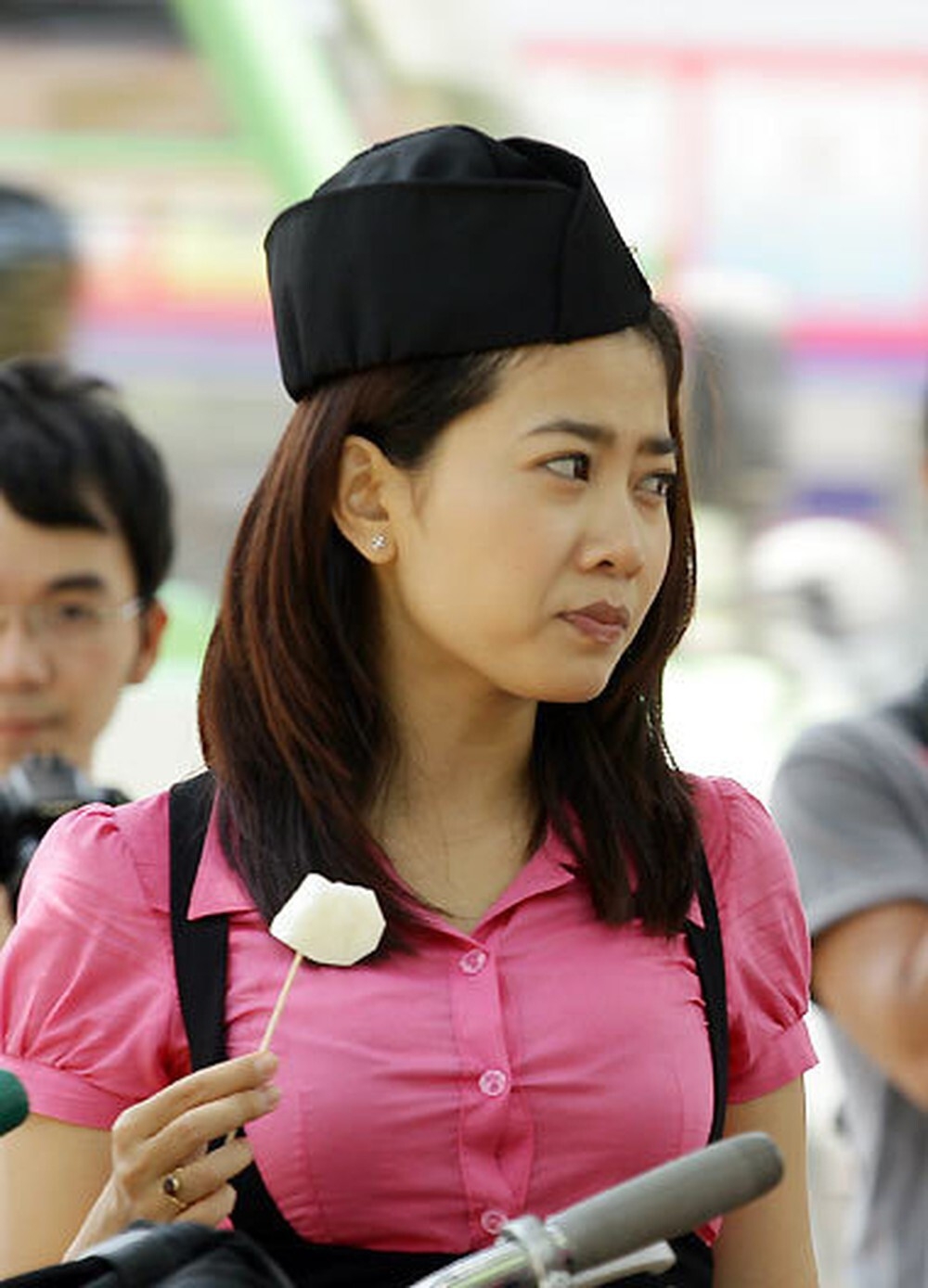 so phan trai nguoc cua miu le va 3 my nhan phim nhung thien than ao trang hinh anh 9