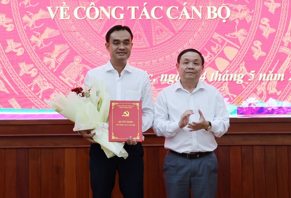 Đồng Tháp điều động, chỉ định nhiều cán bộ cấp tỉnh, cấp xã