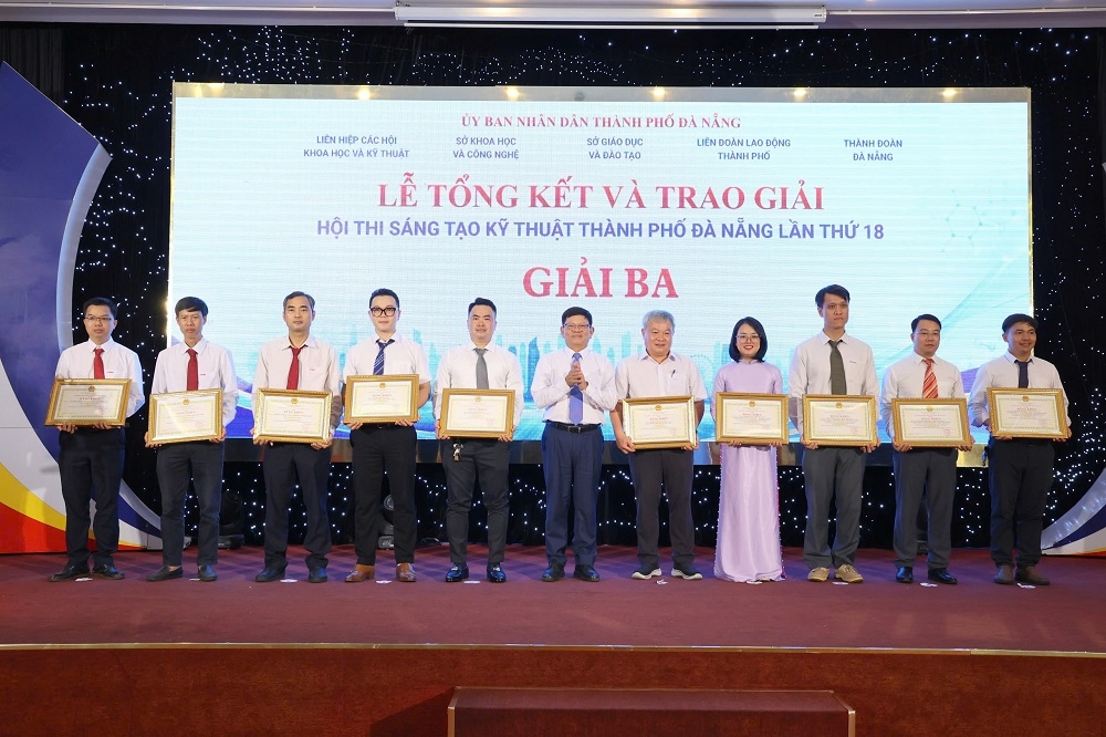 evncpc ghi dau an voi 13 giai thuong tai hoi thi sang tao ky thuat tp. Da nang hinh anh 4