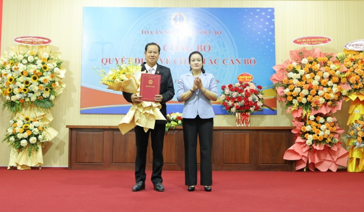 Ong vu van minh giu chuc chanh an toa an nhan dan tinh quang tri hinh anh 1