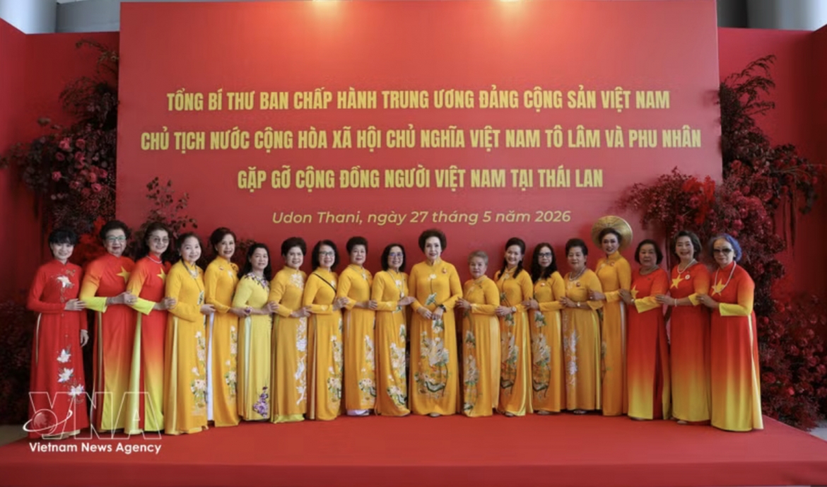 overseas vietnamese in thailand proudly await top leader s visit picture 1