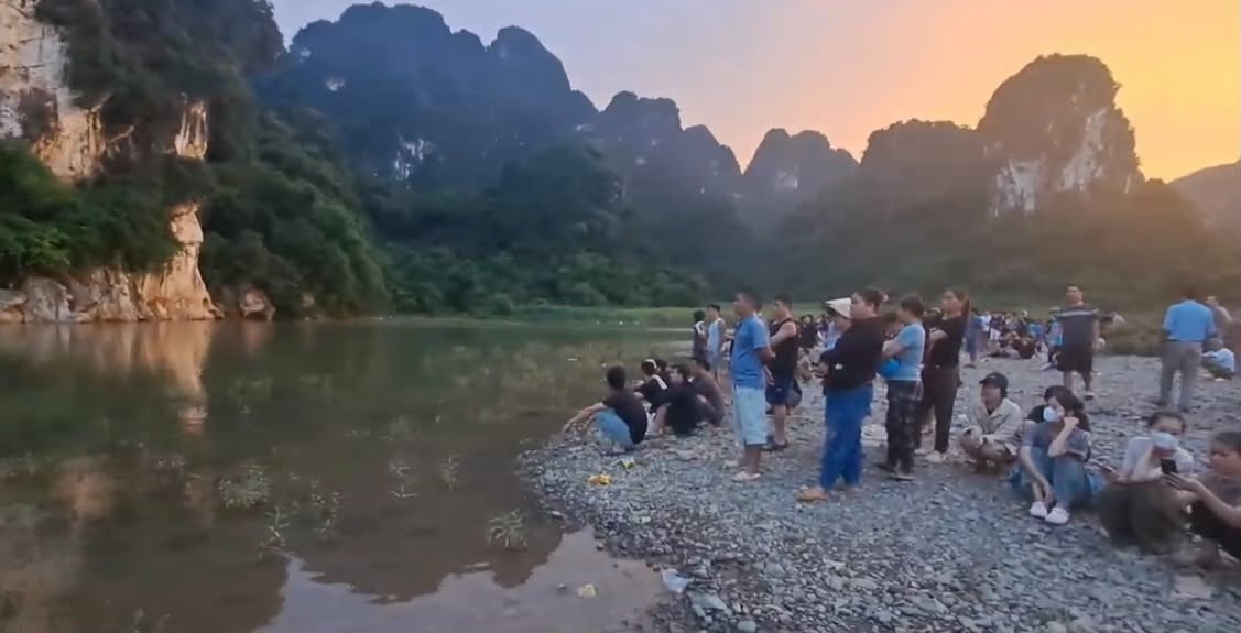 tam song boi, 2 hoc sinh bi duoi nuoc, 1 em tu vong hinh anh 1