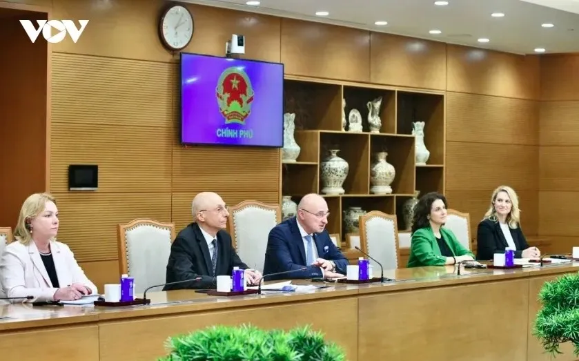prime minister le minh hung receives croatian fm in hanoi picture 6