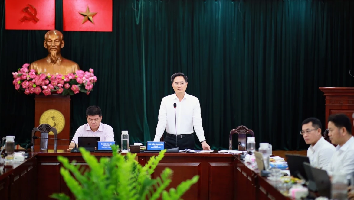quang_canh_phien_lay_y_kien_ngay_29-5.jpg