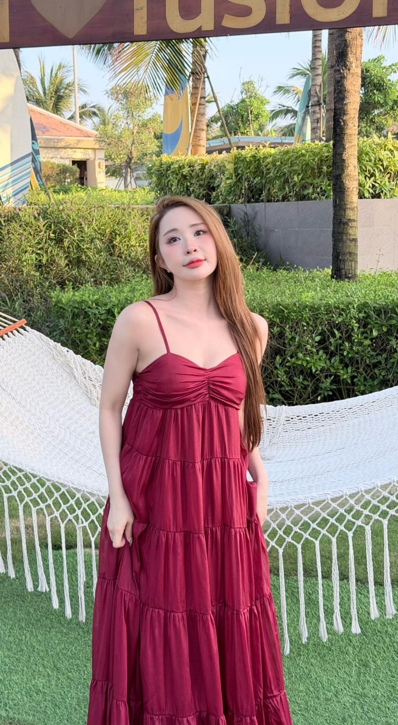sao viet 18 5 van mai huong khoe anh cuc cuon, dan mang bat cuoi vi caption hinh anh 6
