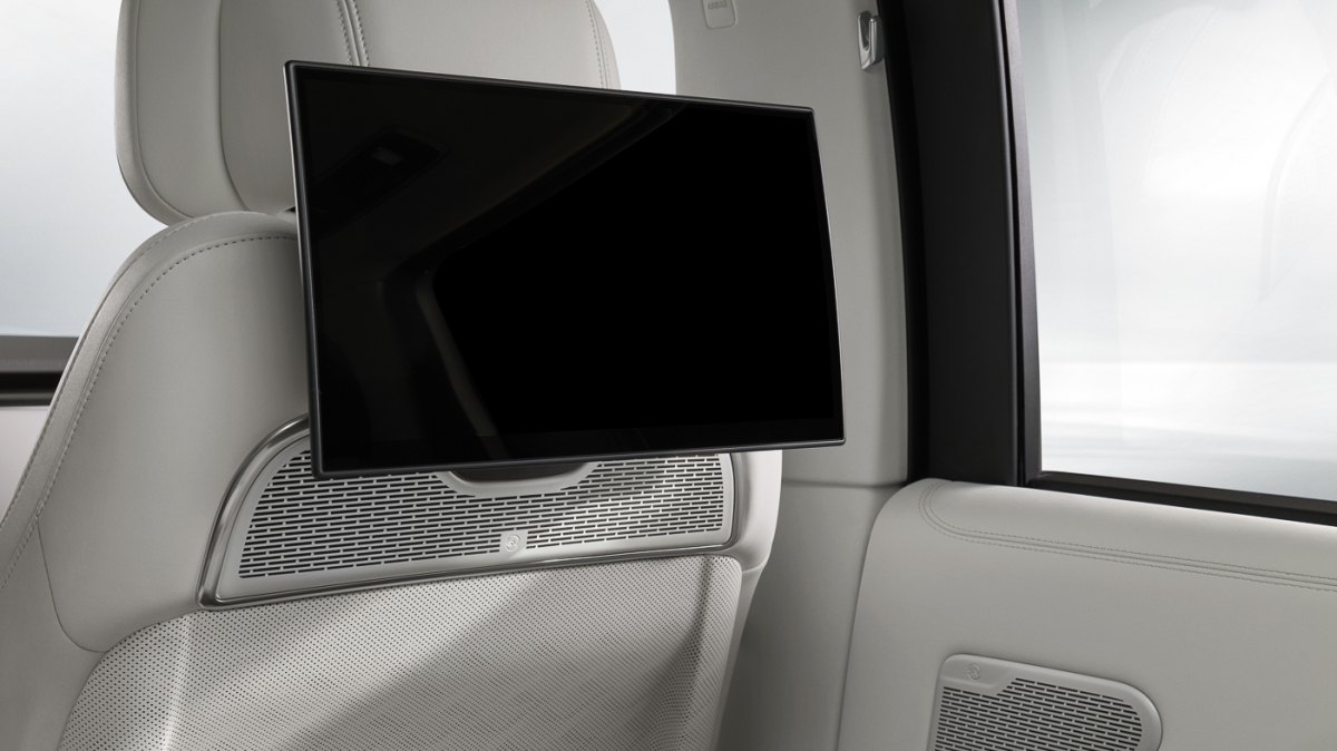 range rover sv ultra ra mat tai viet nam hinh anh 3