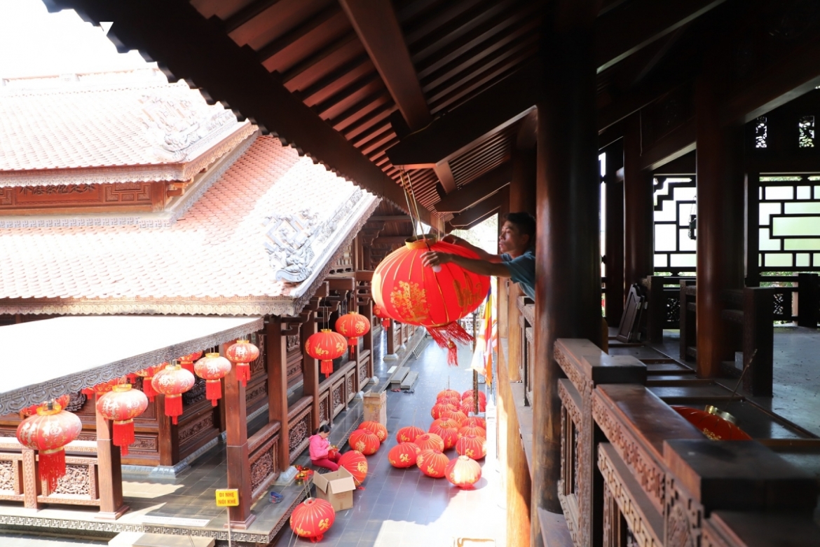 inside sac tu khai doan, last pagoda to receive imperial decree from nguyen dynasty picture 10