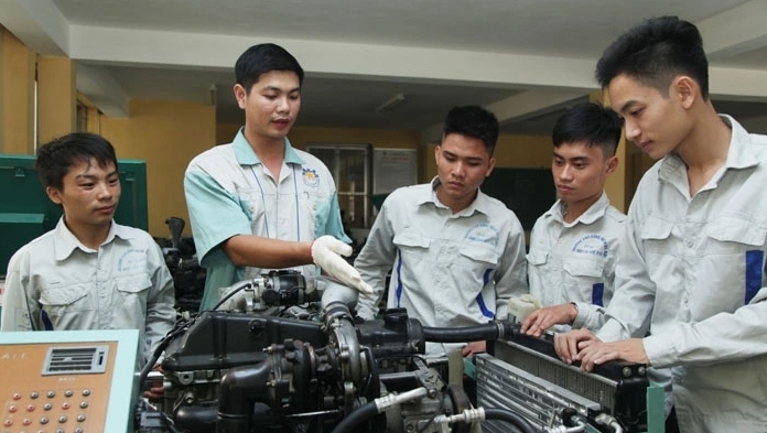 co so giao duc nghe nghiep phai co tu 70 nguoi hoc co viec phu hop nhom nganh hinh anh 1