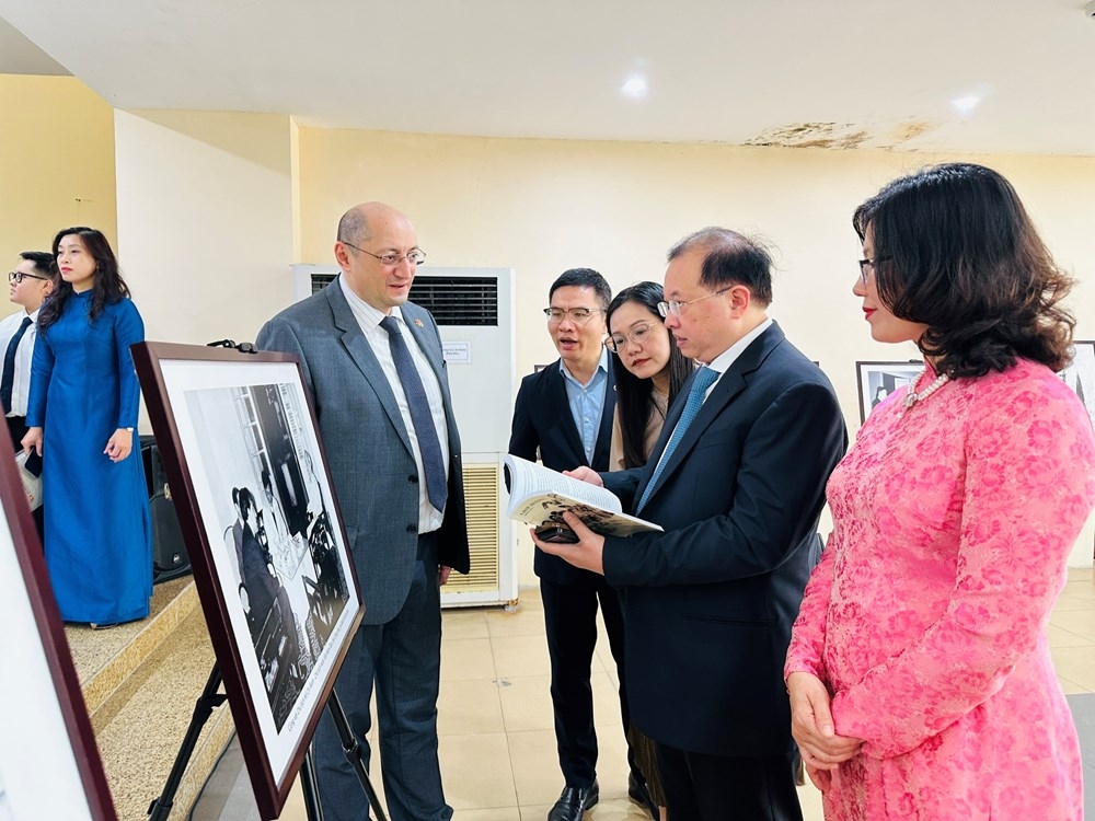 vietnam and azerbaijan boost cultural ties through film and exchanges picture 1