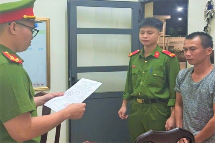 bat giam tai xe xe dau keo tong taxi, 2 nguoi tu vong hinh anh 1
