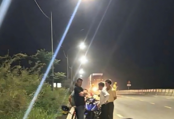 cho chong va con nho, thai phu bi tai nan nga xe tu vong thuong tam hinh anh 1