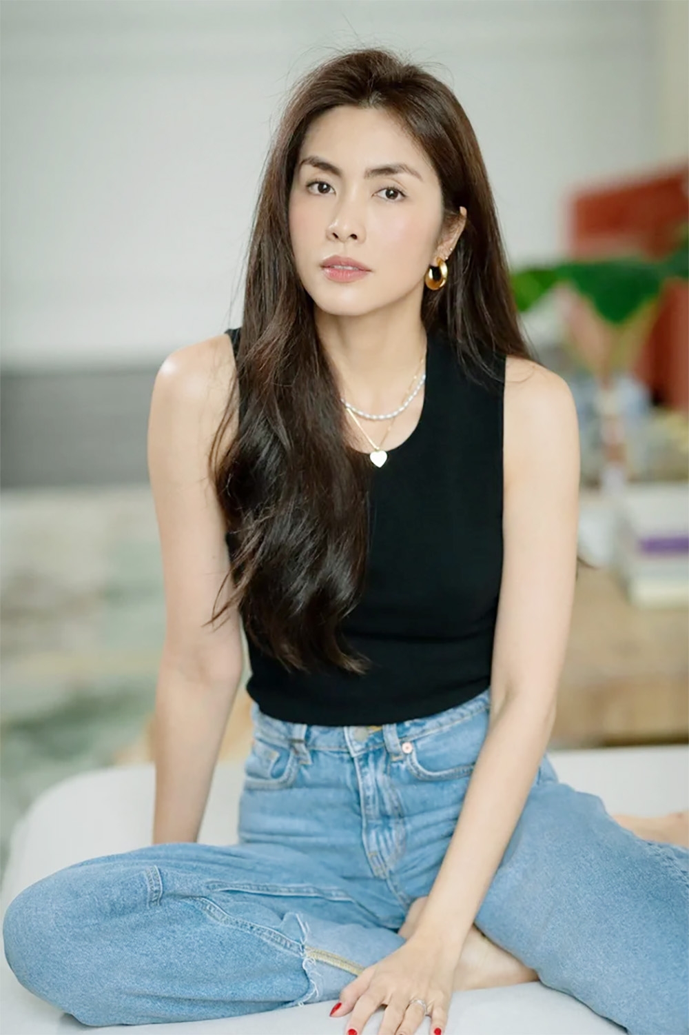 sao viet 4 5 h hen nie mua nha moi, vo tan phat met moi vi pr phim hinh anh 8