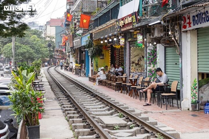 thot tim canh nguoi ha noi bat chap vuot rao chan, dua toc do voi tau hoa hinh anh 27