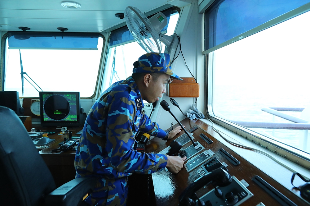 tau buom 286 - le quy Don luyen tap chong cuop bien tren vung bien quoc te hinh anh 7