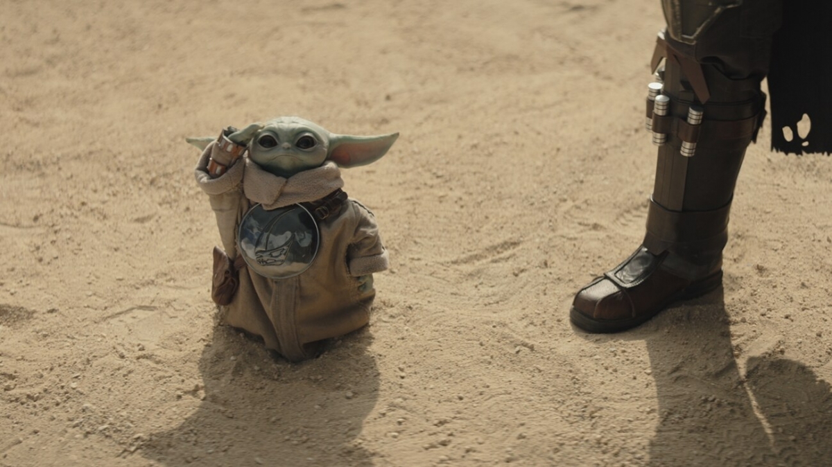 grogu do bo mua he la bai chien luoc cua star wars cho cuoc dua phong ve hinh anh 1