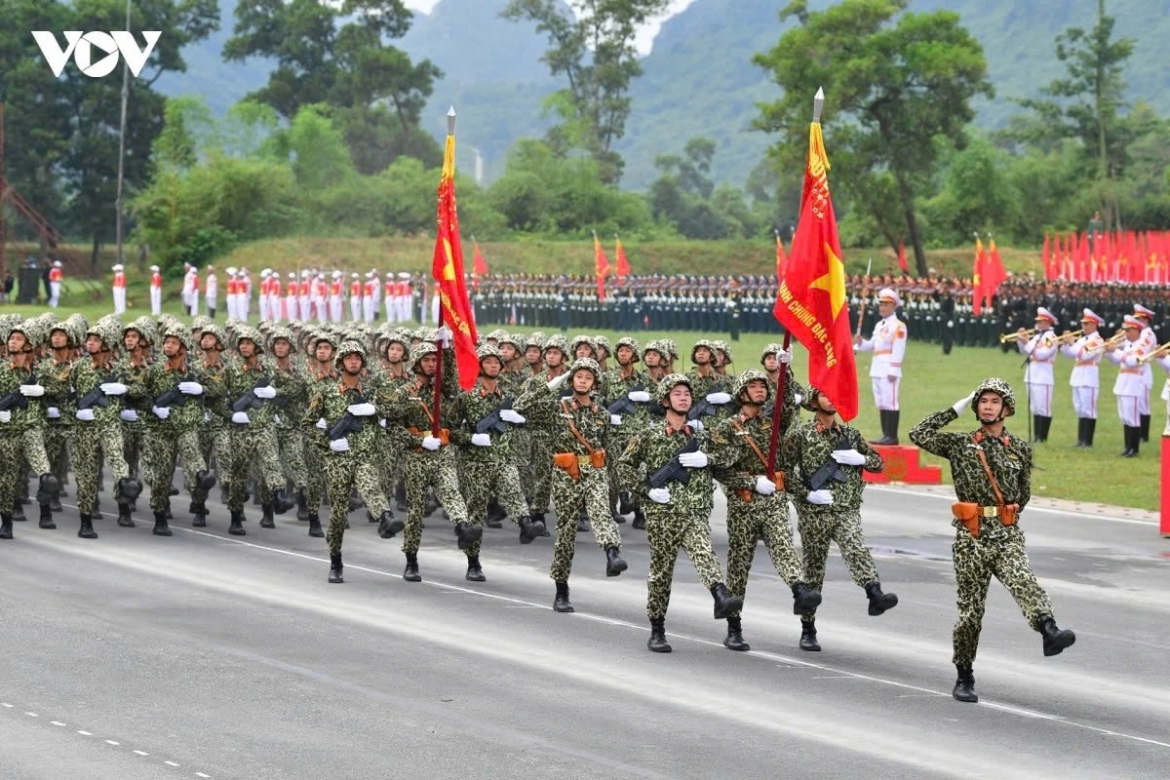bo quoc phong ban hanh nhieu chinh sach uu dai thu hut nhan tai vao quan doi hinh anh 1
