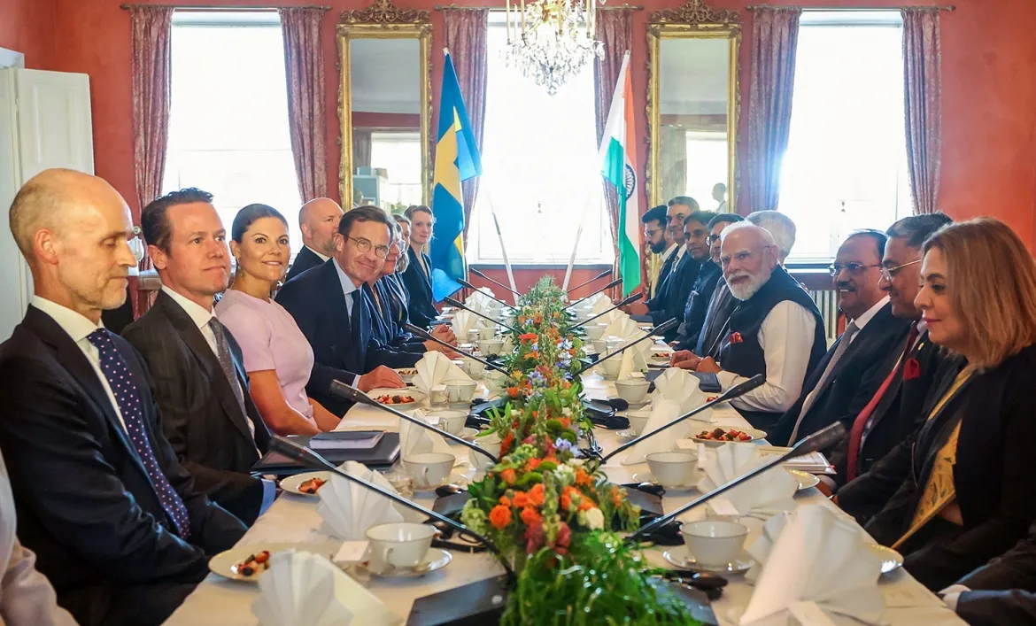 thu tuong An Do narendra modi duoc thuy Dien trao tang huan chuong sao bac cuc hinh anh 2