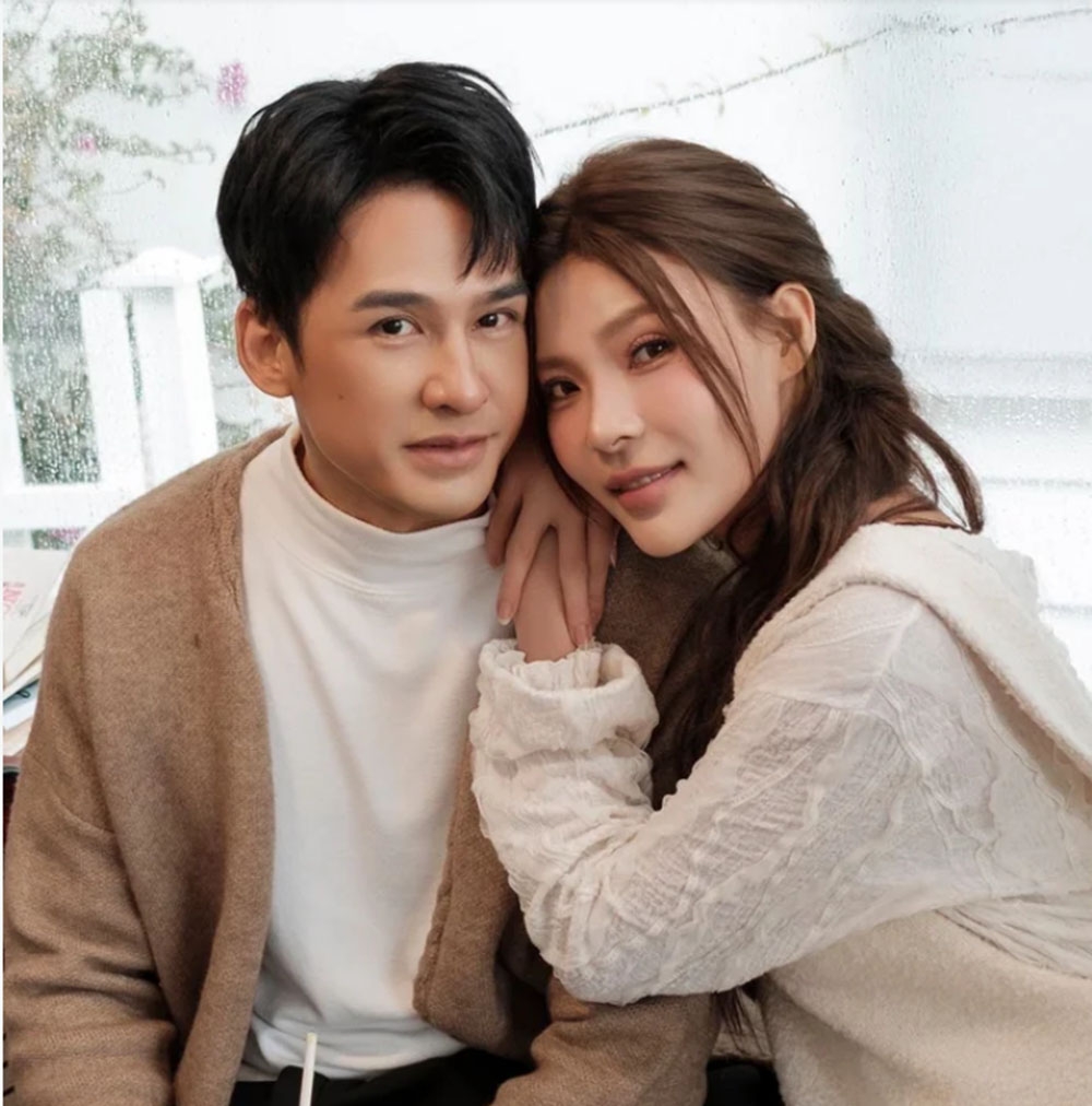 sao viet hom nay 1 5 huyen baby khoe dang khi di bien, diep bao ngoc gay bao mang hinh anh 8