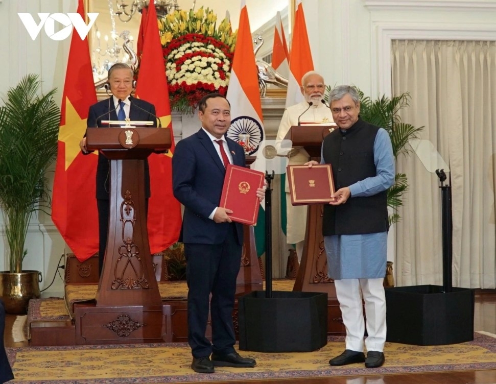 top vietnamese leader, indian pm witness exchange of cooperation documents picture 4