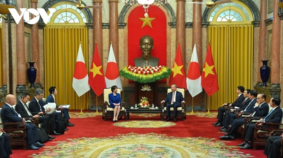 top vietnamese leader meets japanese pm sanae takaichi picture 4