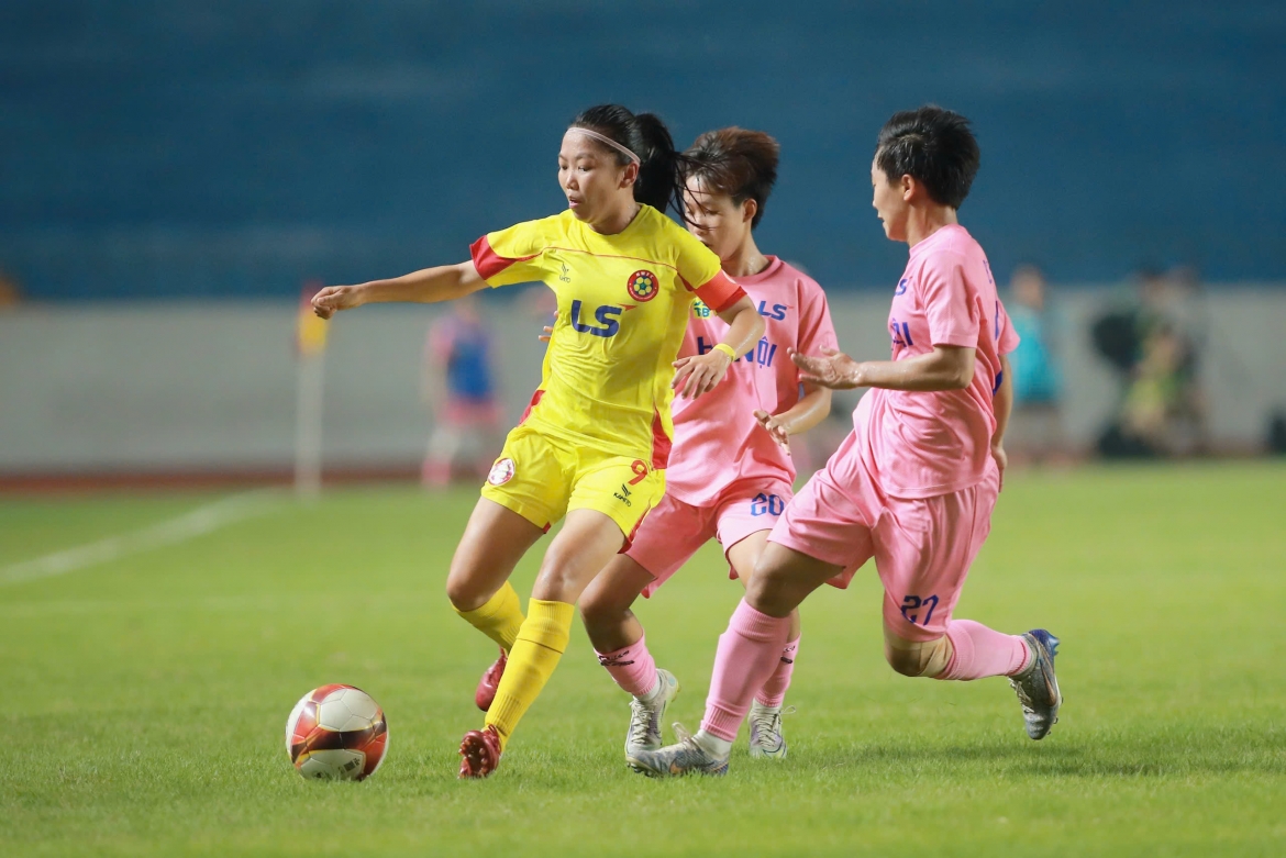 ket qua bong da hom nay 27 5 tp.hcm vo dich cup quoc gia 2026 hinh anh 1